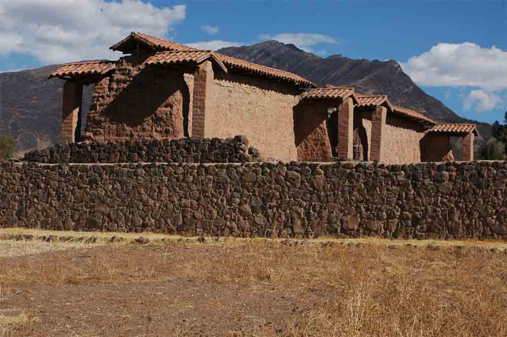 153 - Peru - Raqchi, conjunto arqueologico inca, conjunto de viviendas